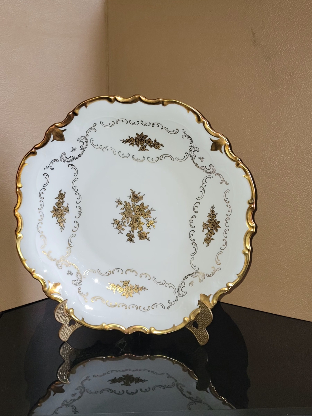 Reichenbach Elegant White and Gold Gilted  Serving 12.5 "Platter